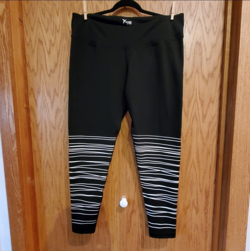 Old Navy Active Go-Dry Workout Leggings Black with White Detail Size XXL